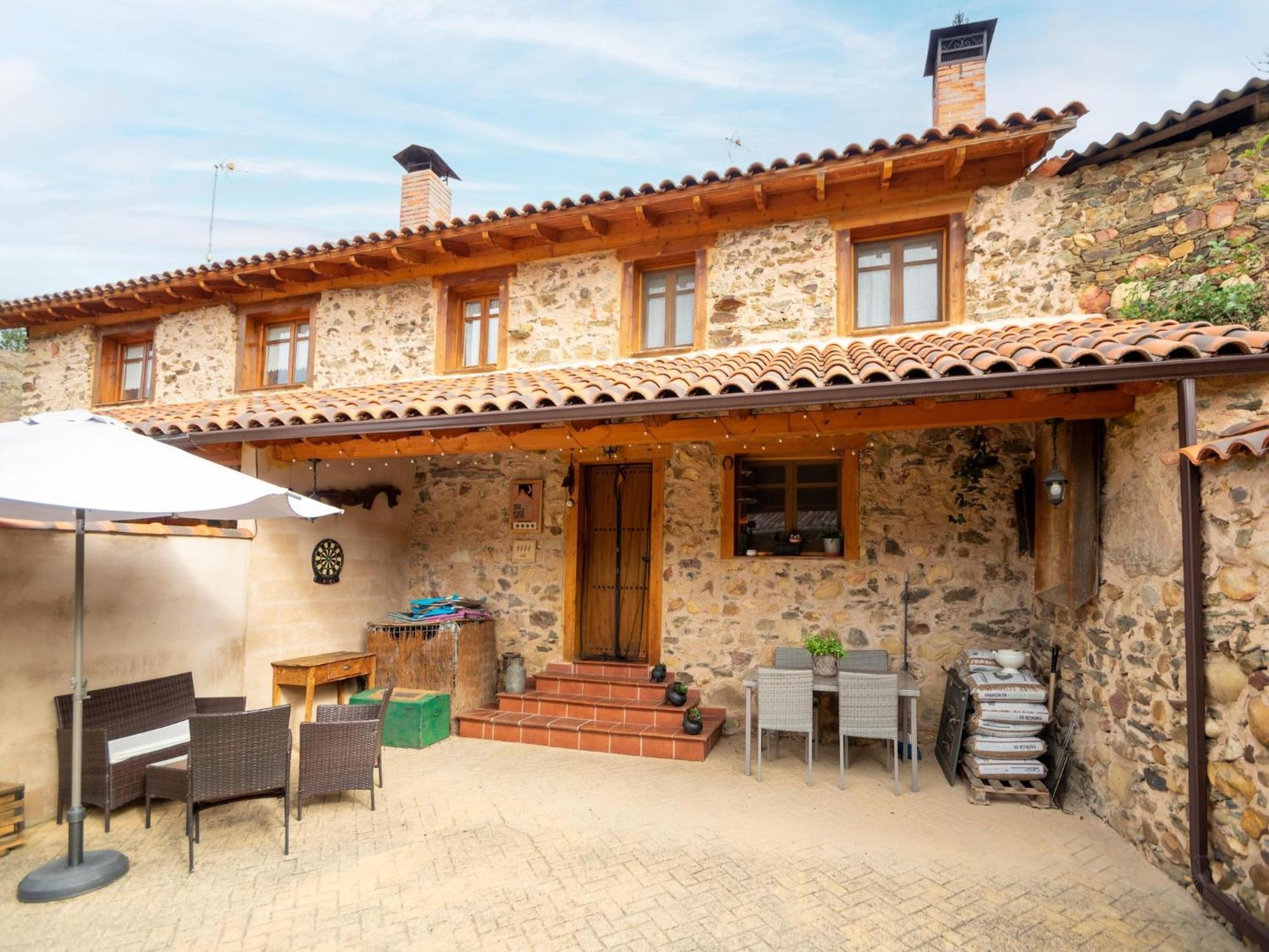 Belvilla By Oyo Casa Rural Leon II La Omañuela Exterior foto